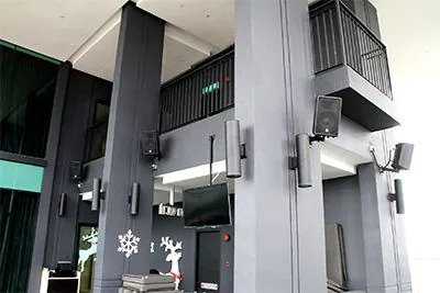韦德1946凭借其久经考验的音质被马六甲瑞士花园酒店及公寓选中
